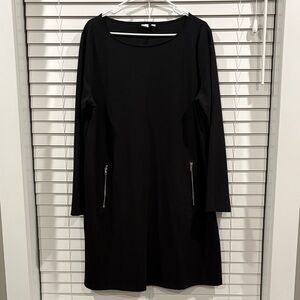 🌸3/$15🌸 Gap Elegant Black Long Sleeve Dress